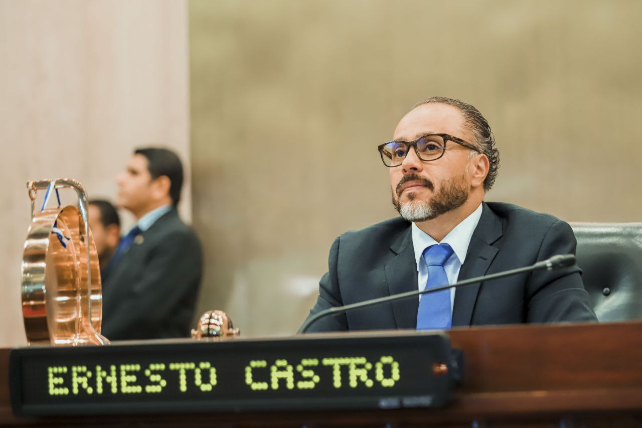 Ernesto Castro: Los sondeos de aprobación del Presidente Bukele son incuestionables ernesto-castro-los-sondeos-de-aprobacion-del-presidente-bukele-son-incuestionables